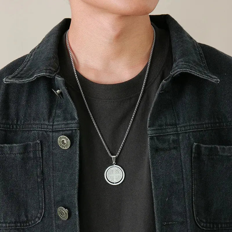 Promoción Medallas San Benito "Escudo de Protección" (Incluye: 2 collares + Caja de regalo + tarjeta de oración + envío)