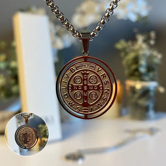 Medallas San Benito - Escudo de Protección (Incluye: collar + Caja de regalo + tarjeta de oración + envío)